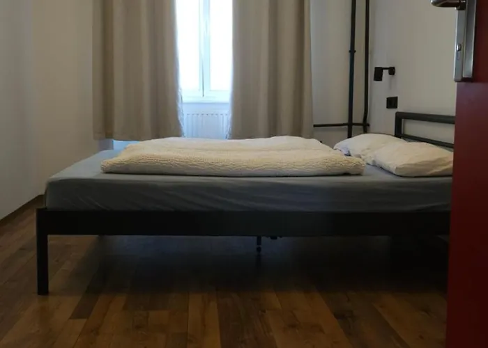 Adhoc Vandrarhem Ljubljana